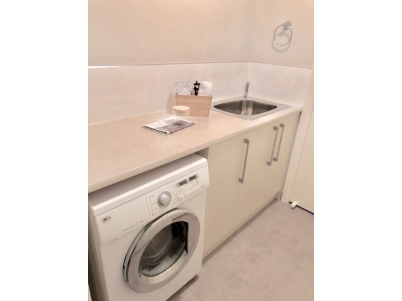 2 / 31 Stirling Ave, Blackmans Bay TAS 7052