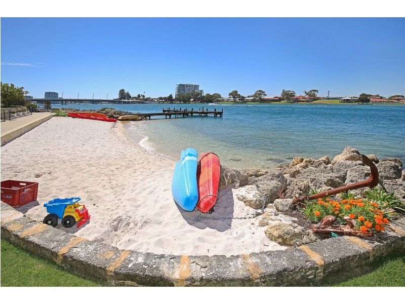 5/19 San Marco Quays, Halls Head WA 6210