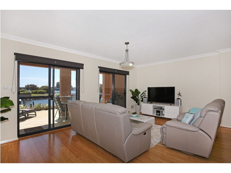 5/19 San Marco Quays, Halls Head WA 6210