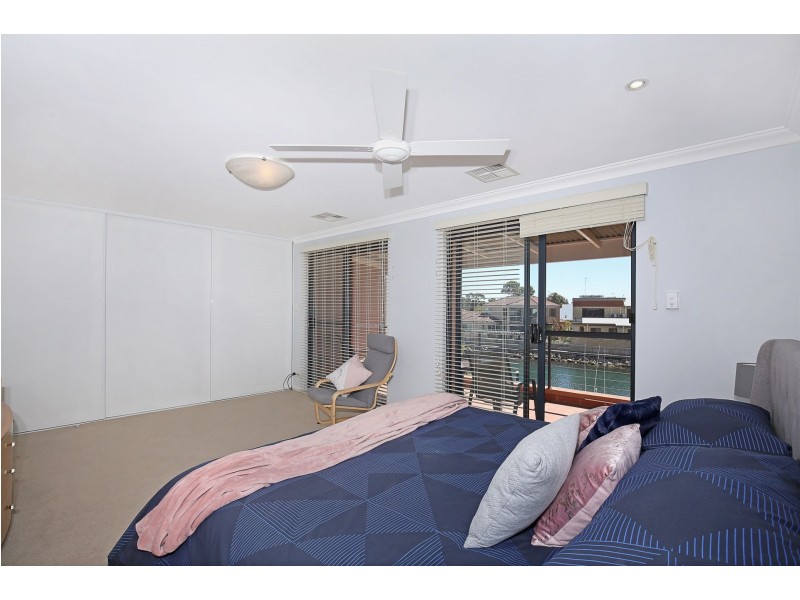 5/19 San Marco Quays, Halls Head WA 6210