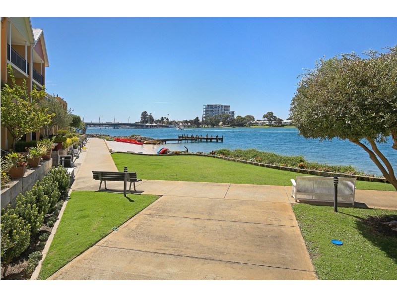 5/19 San Marco Quays, Halls Head WA 6210