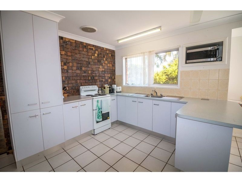 4 Ernie Twyford Street, Kalkie QLD 4670