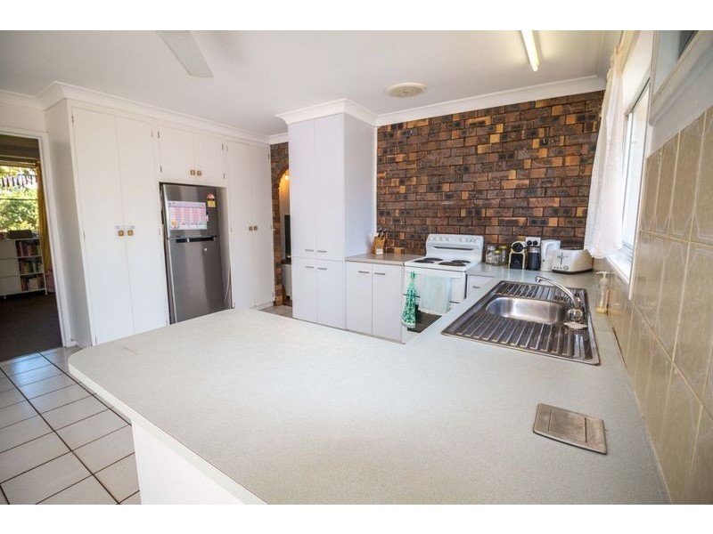 4 Ernie Twyford Street, Kalkie QLD 4670