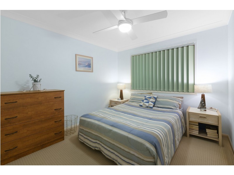 29 Hibertia Avenue, Elanora QLD 4221