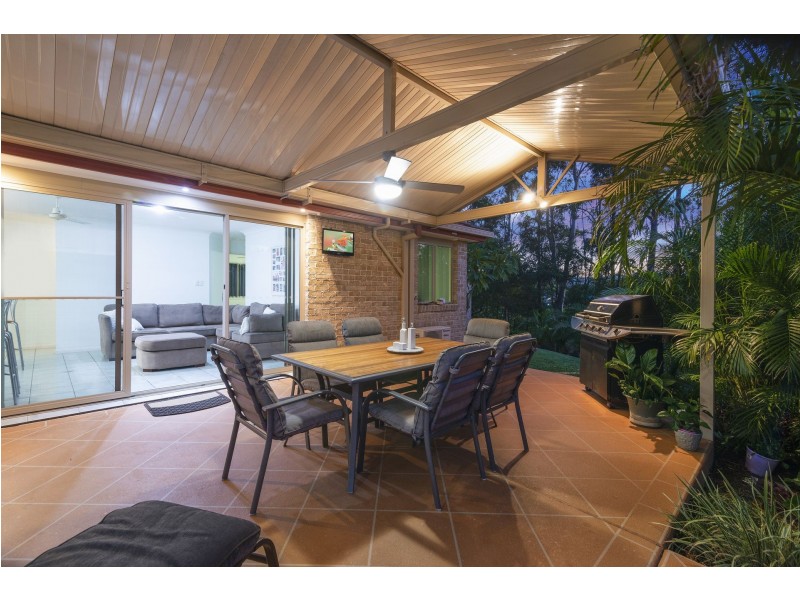 29 Hibertia Avenue, Elanora QLD 4221