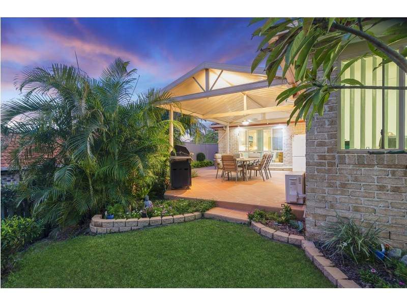 29 Hibertia Avenue, Elanora QLD 4221