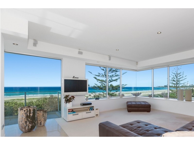 4/114 Pacific Parade, Bilinga QLD 4225