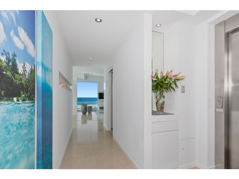 4/114 Pacific Parade, Bilinga QLD 4225