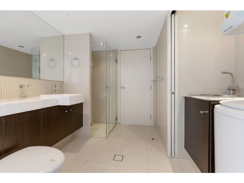 4/114 Pacific Parade, Bilinga QLD 4225