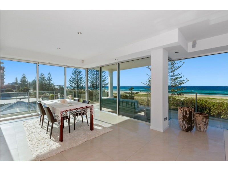 4/114 Pacific Parade, Bilinga QLD 4225