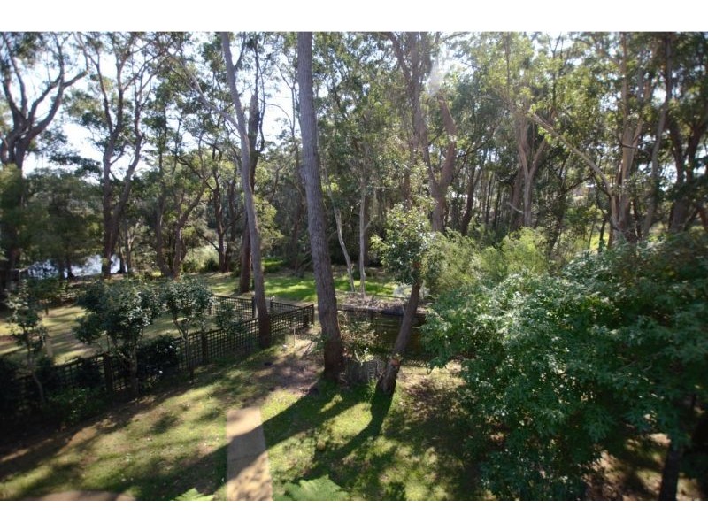 25 Sandy Place, Long Beach NSW 2536