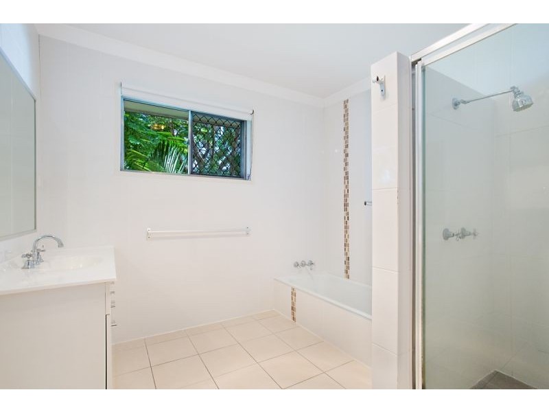 29 Sydney Street, Labrador QLD 4215