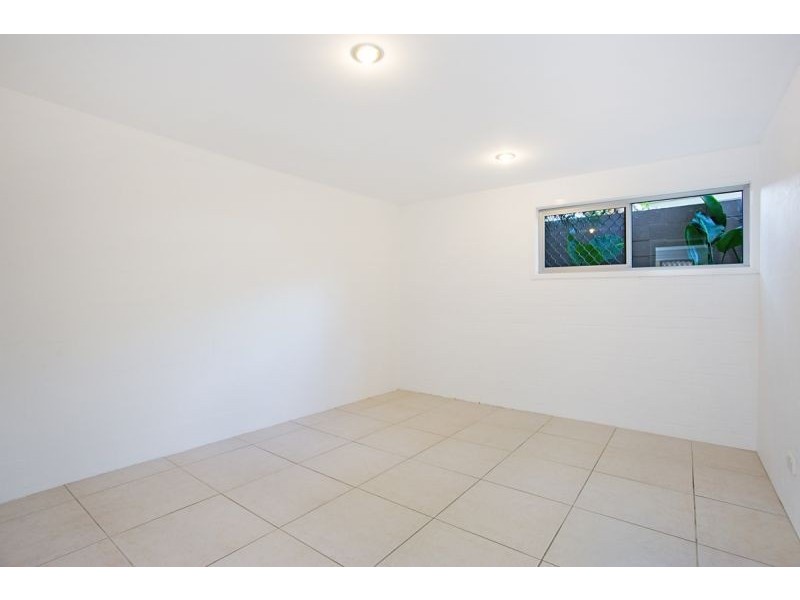29 Sydney Street, Labrador QLD 4215