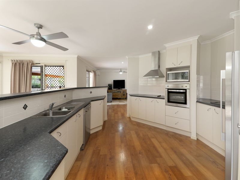 10 Sheridan Court, Willowbank QLD 4306
