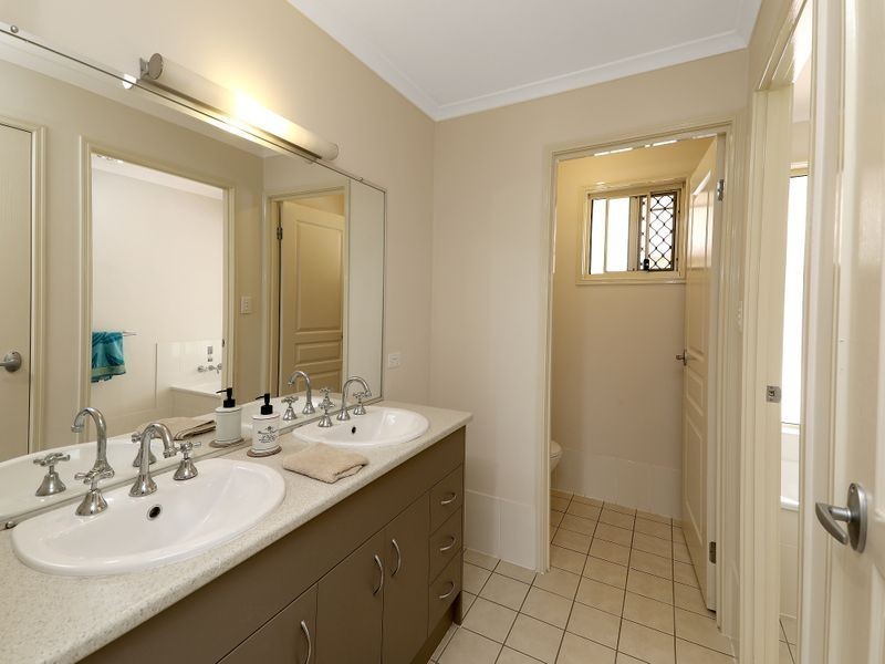 10 Sheridan Court, Willowbank QLD 4306