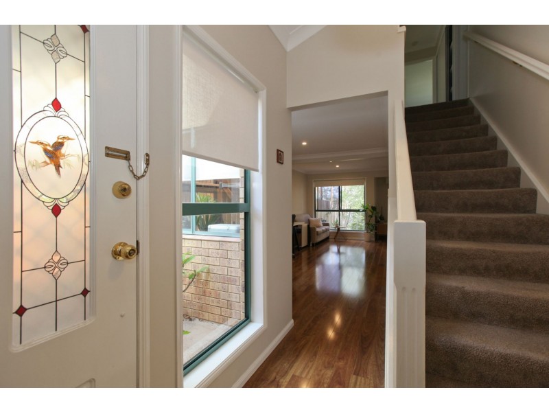 1050/6 Crestridge Crescent, Oxenford QLD 4210