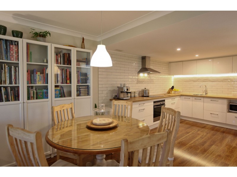 1050/6 Crestridge Crescent, Oxenford QLD 4210