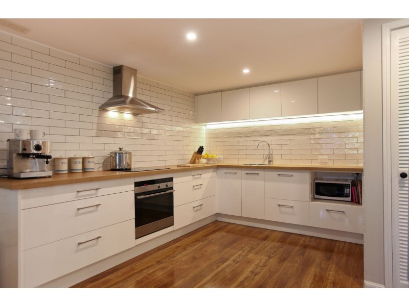 1050/6 Crestridge Crescent, Oxenford QLD 4210