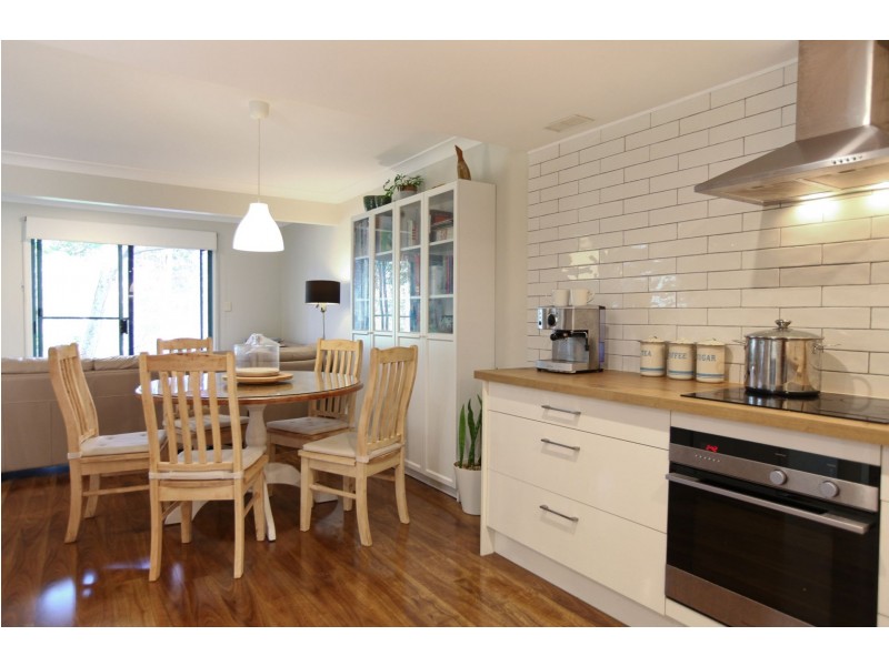 1050/6 Crestridge Crescent, Oxenford QLD 4210