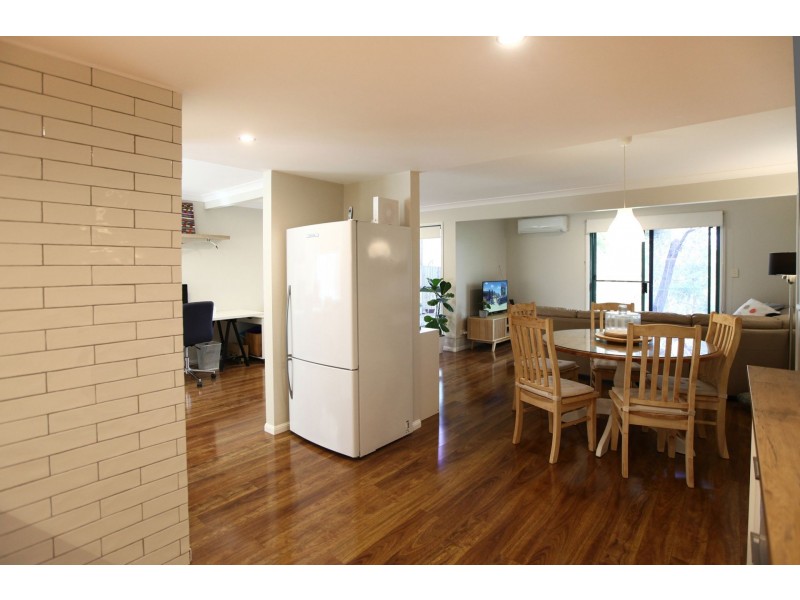 1050/6 Crestridge Crescent, Oxenford QLD 4210