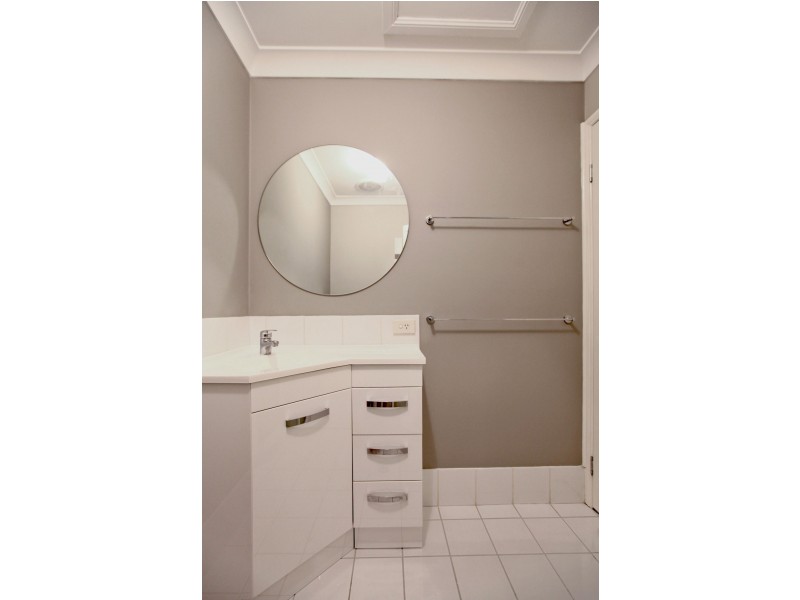 1050/6 Crestridge Crescent, Oxenford QLD 4210