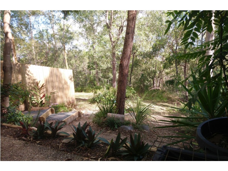 1050/6 Crestridge Crescent, Oxenford QLD 4210