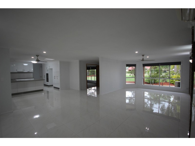 12 Cunningham Drive, Emerald QLD 4720