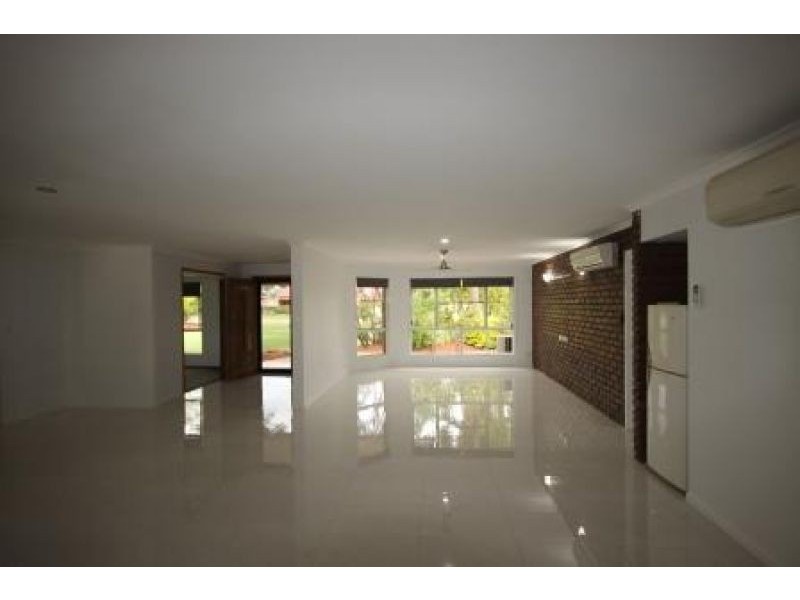 12 Cunningham Drive, Emerald QLD 4720