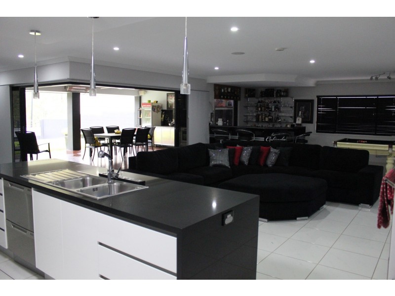 35 Peart Parade, Mount Cotton QLD 4165