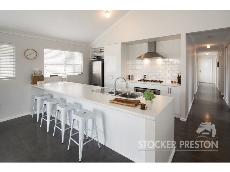 6 Noreuil Circuit, Cowaramup WA 6284