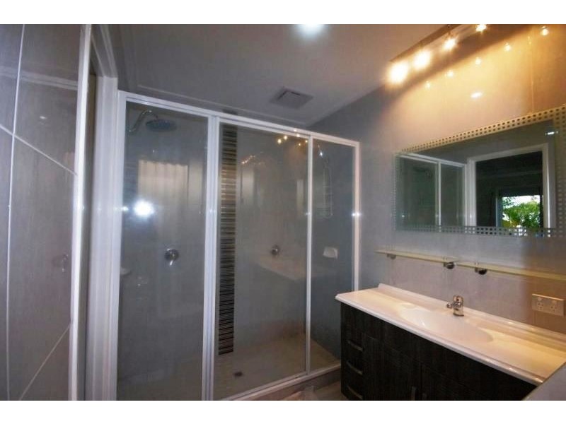 169 Twickenham Drive, Kingsley WA 6026