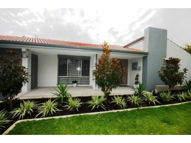 169 Twickenham Drive, Kingsley WA 6026