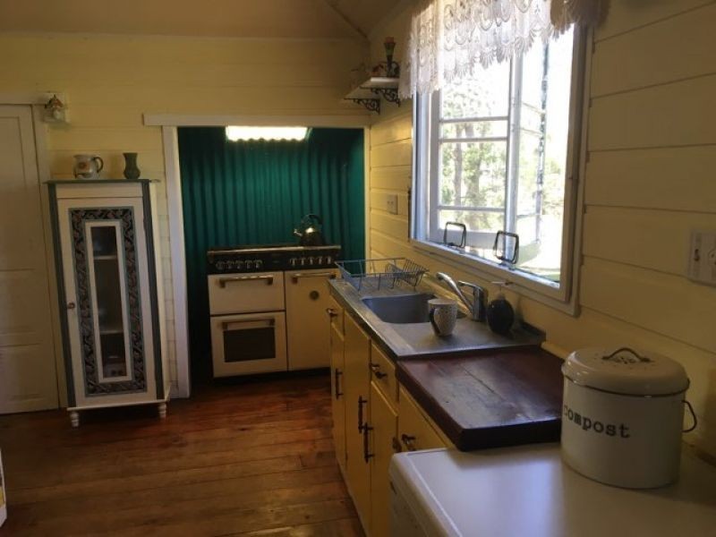 32 Bullcamp rd, Nanango QLD 4615