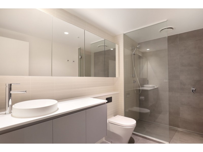 5LG/18 Acacia Place, Abbotsford VIC 3067