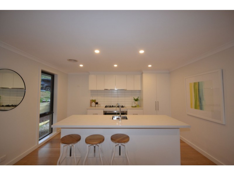 52 Timms Avenue, Kilsyth VIC 3137