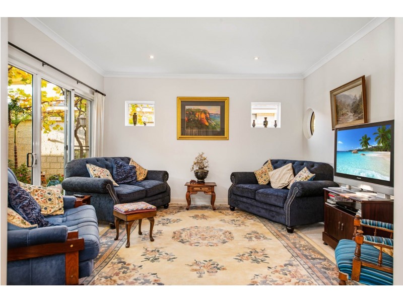 4 Pickworth Retreat, Pelican Point WA 6230