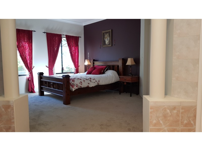 130 Grand Ocean Blvd, Port Kennedy WA 6172