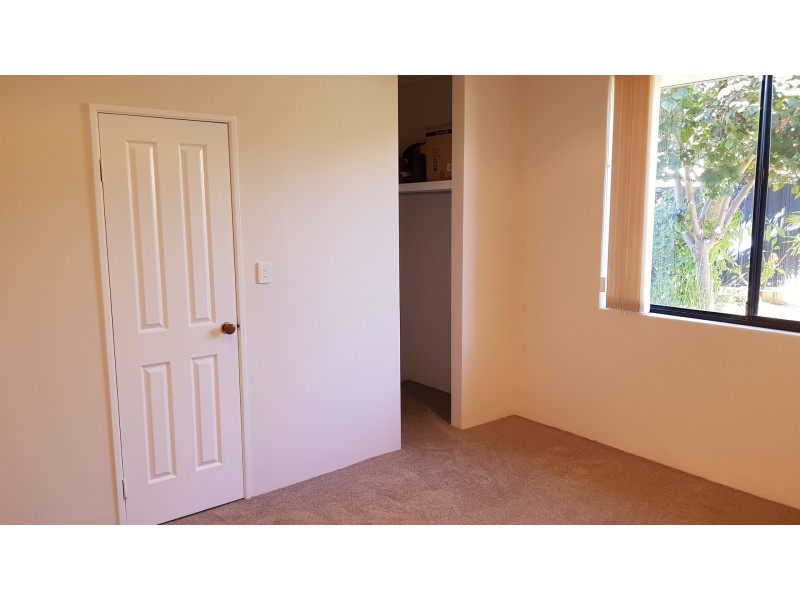 130 Grand Ocean Blvd, Port Kennedy WA 6172