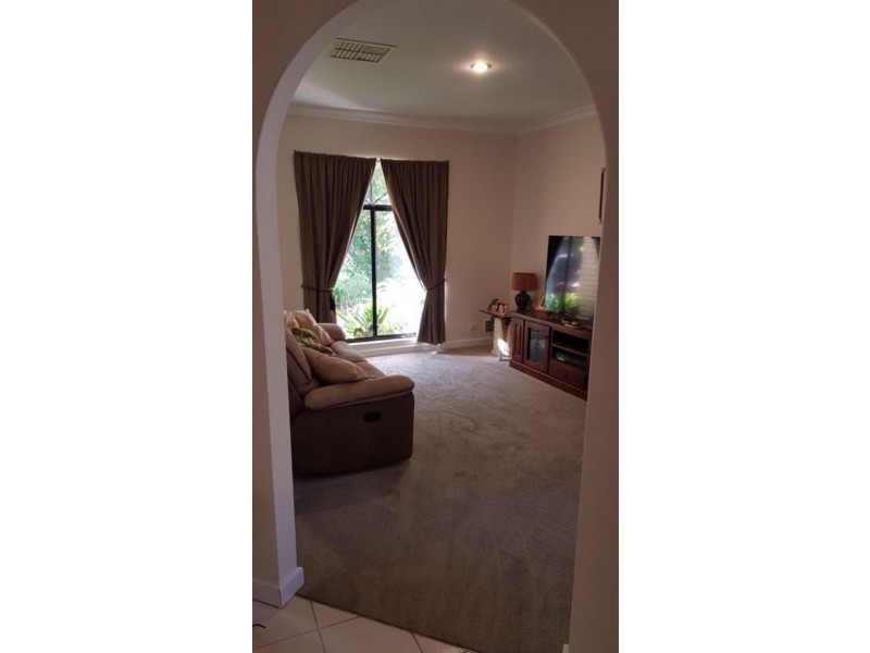 130 Grand Ocean Blvd, Port Kennedy WA 6172