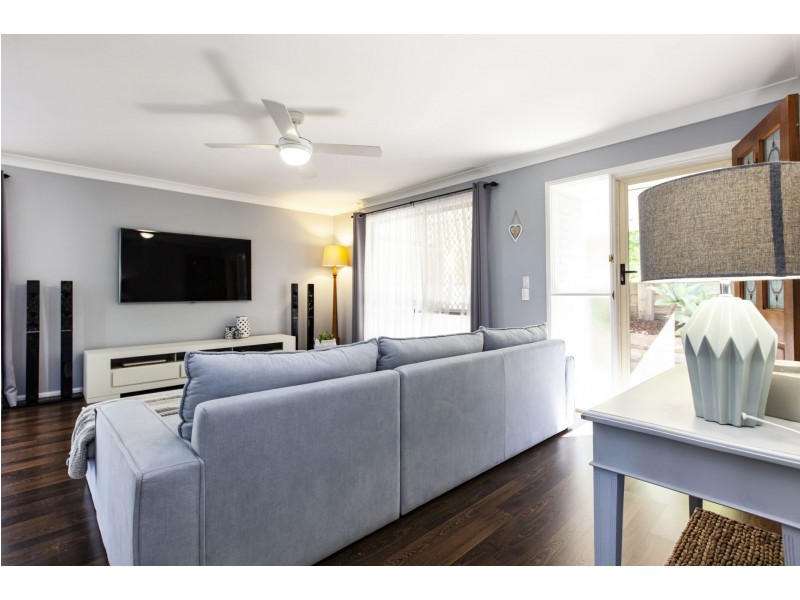 13 Tanunda Drive, Helensvale QLD 4212