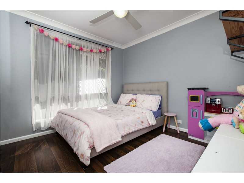 13 Tanunda Drive, Helensvale QLD 4212