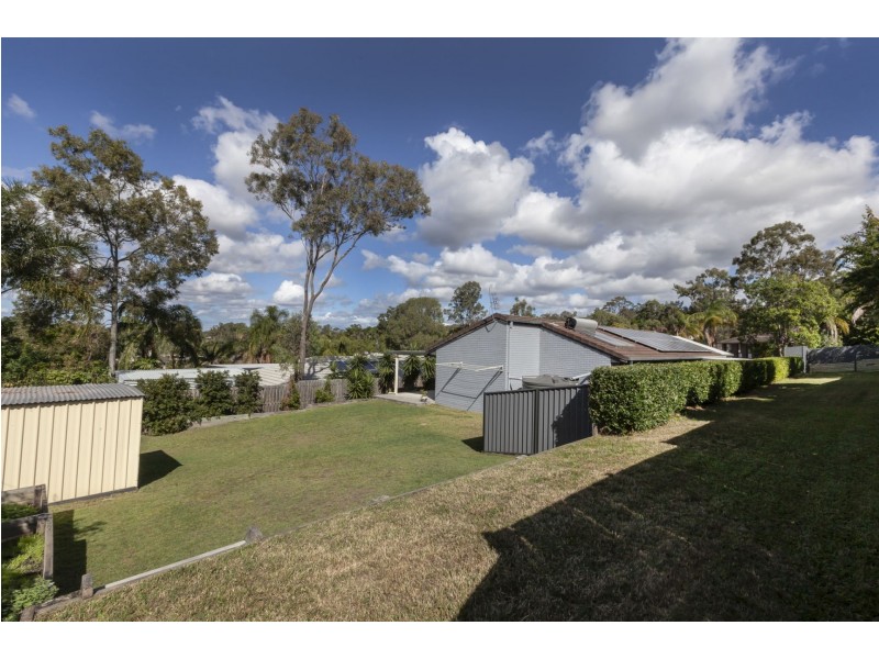 13 Tanunda Drive, Helensvale QLD 4212
