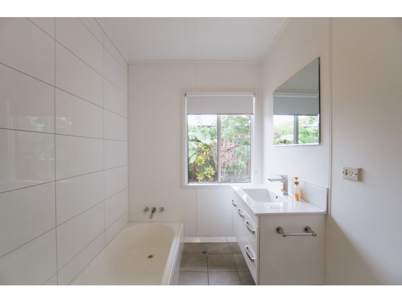 22 Richardson Street, Edge Hill QLD 4870