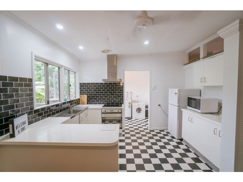 22 Richardson Street, Edge Hill QLD 4870