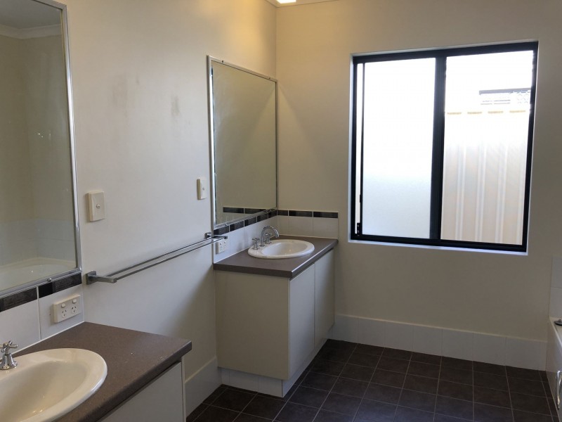 Bassendean WA 6054