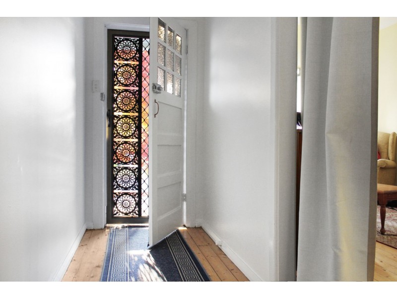 25 Anembo St, Narrabundah ACT 2604