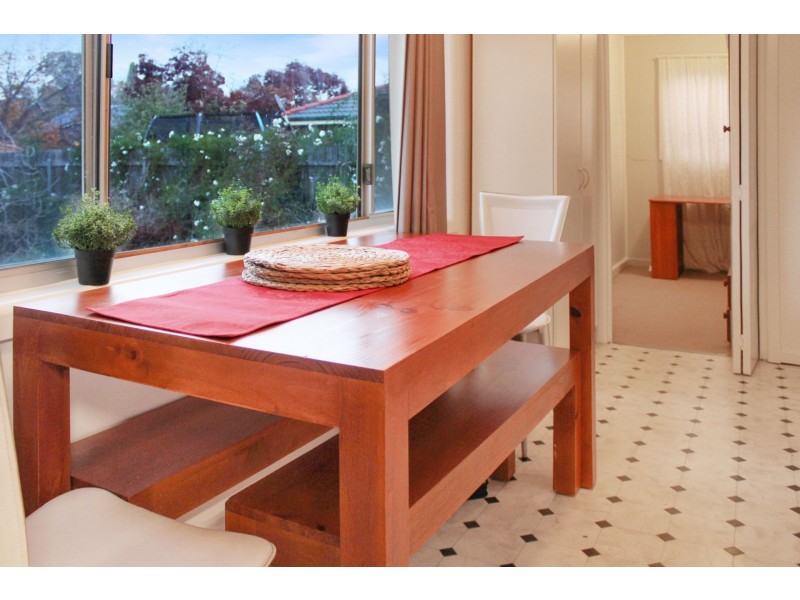 25 Anembo St, Narrabundah ACT 2604