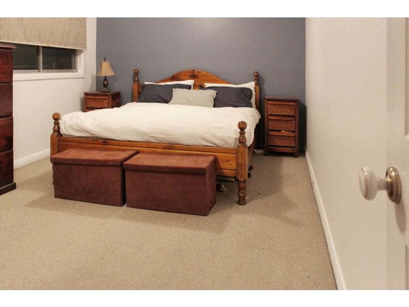 25 Anembo St, Narrabundah ACT 2604