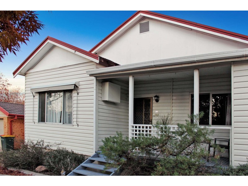 25 Anembo St, Narrabundah ACT 2604