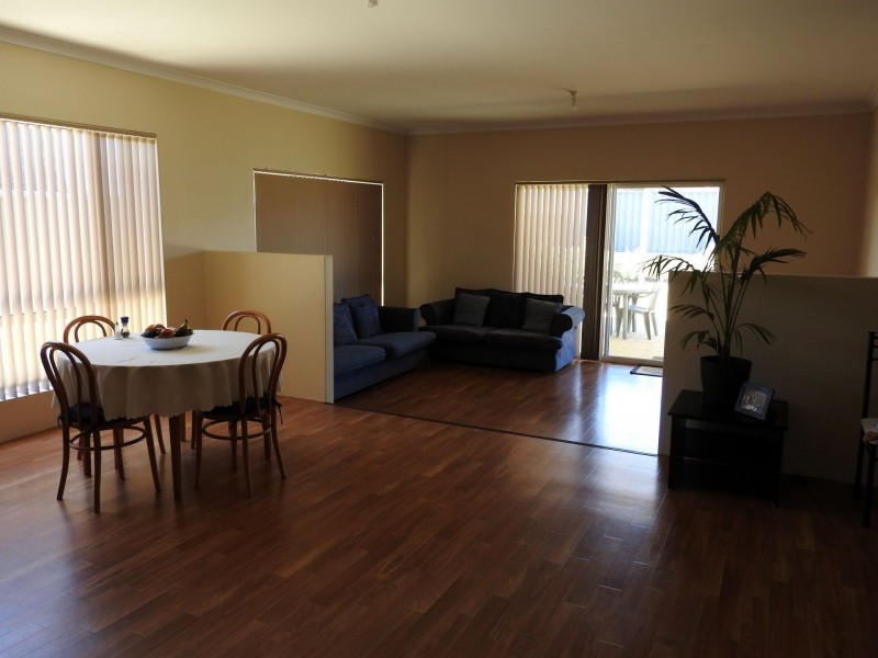 43 Claret Ash Boulevard, Baldivis WA 6171